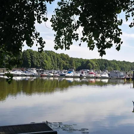 Lavendelhaus Am Mueritzsee - Direkt Am Wasser * Buchholz (Mecklenburg-Vorpommern)